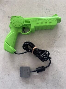 Konami 1995 Justifier Green Light HyperGun Controller for PlayStation